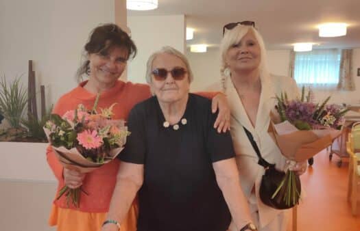 Herečky Hana Čížková a Jana Krausová navštívily SeniorCentrum Slivenec